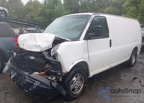 2004 Chevrolet Express z USA, uszkodzony, nr VIN 1GCFG15X441162778